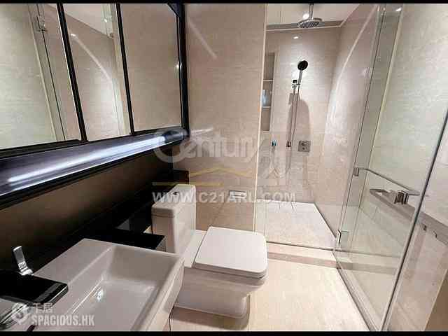Mid Levels Central - 3, MacDonnell Road 07