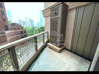 Mid Levels Central - 3, MacDonnell Road 08