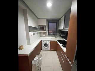 Tai Kok Tsui - The Long Beach Tower 5 03