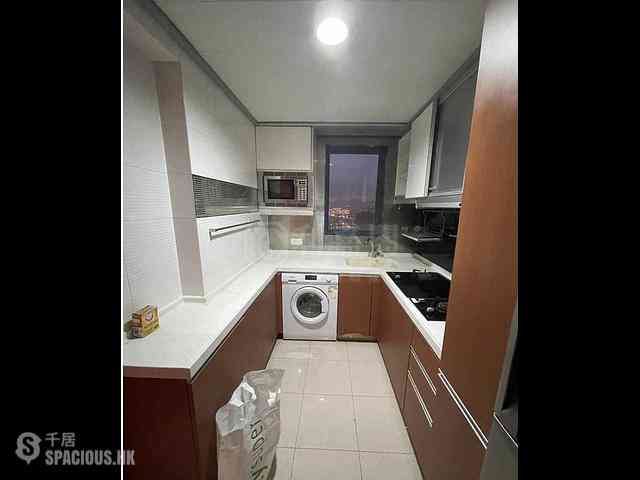 Tai Kok Tsui - The Long Beach Tower 5 03