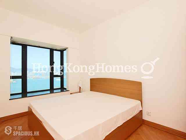 Fortress Hill - Le Sommet 16