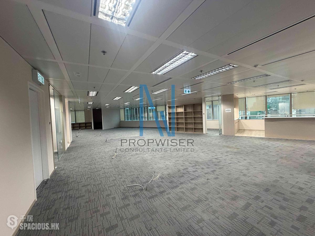 Sheung Wan - 181 Queen's Road Central 01