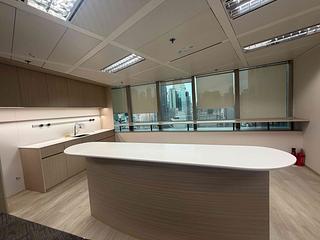 Sheung Wan - 181 Queen's Road Central 12