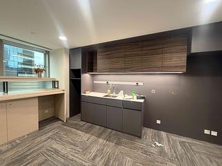 Sheung Wan - 181 Queen's Road Central 13