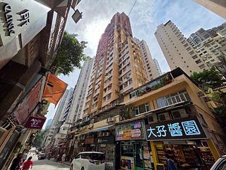 Sai Ying Pun - Fook Moon Building 11