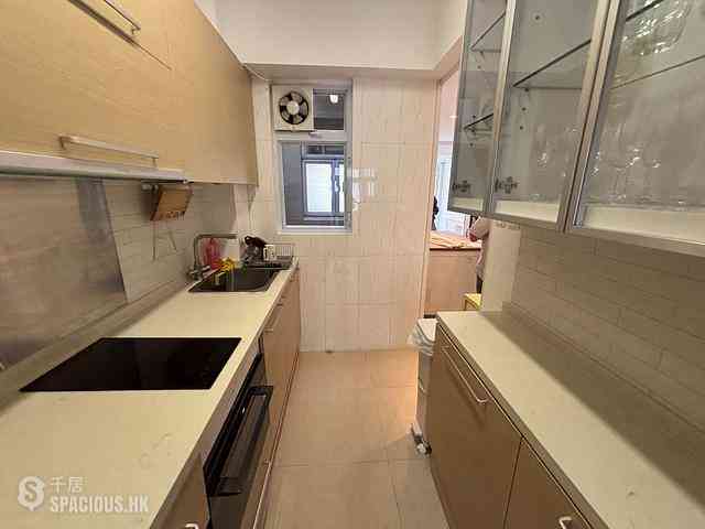 Poho - 236, Hollywood Road 08