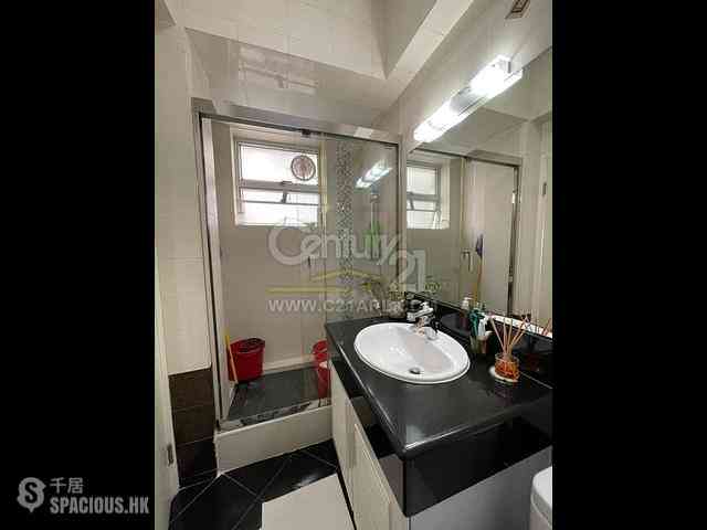 Mid Levels Central - 36-36A, Kennedy Road 11