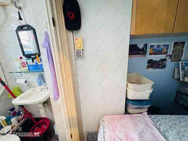 Pok Fu Lam - Sunlight Court Block B 03