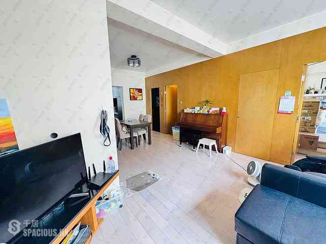 Pok Fu Lam - Sunlight Court Block B 06
