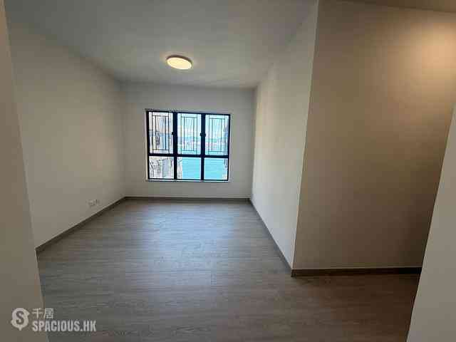 Kennedy Town - Centenary Mansion Block 2 01
