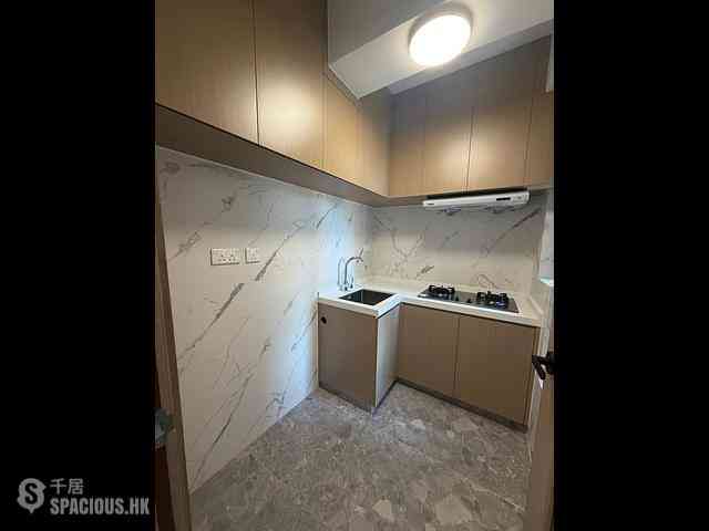 Kennedy Town - Centenary Mansion Block 2 02