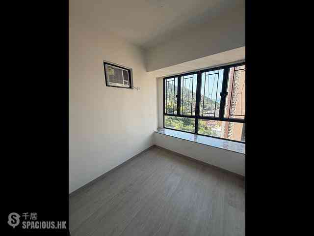 Kennedy Town - Centenary Mansion Block 2 03