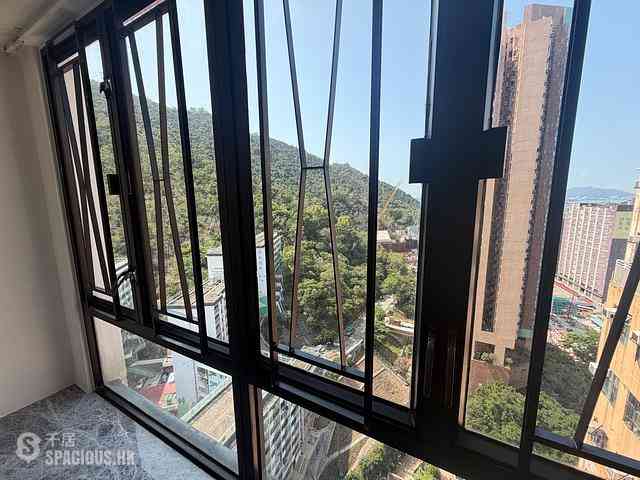 Kennedy Town - Centenary Mansion Block 2 04
