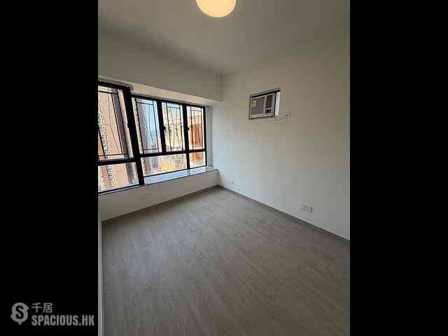 Kennedy Town - Centenary Mansion Block 2 06