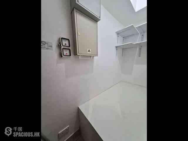 Tai Hang - Serenade Block 1 13
