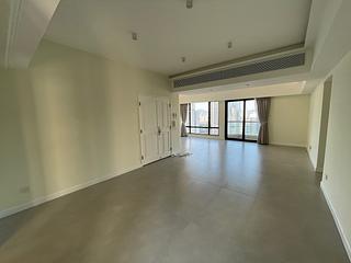 Mid Levels East - Bowen Place 06