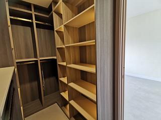 Mid Levels East - Bowen Place 10