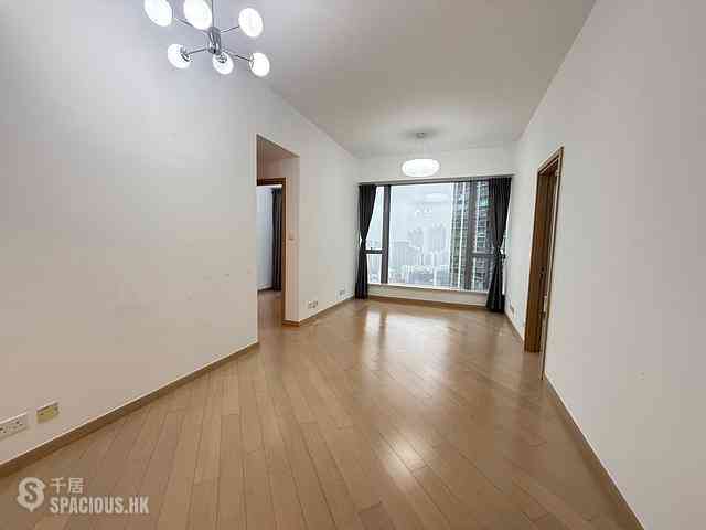 West Kowloon - The Cullinan (Tower 21 Zone 2 Luna Sky) 01