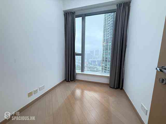 West Kowloon - The Cullinan (Tower 21 Zone 2 Luna Sky) 05