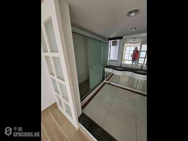 Pok Fu Lam - Villa Cecil Phase 3 12