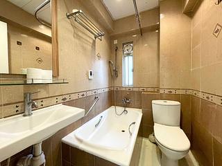 Beacon Hill - Eastbourne Court 02