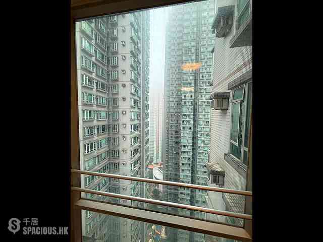 Tseung Kwan O - Metro City 10