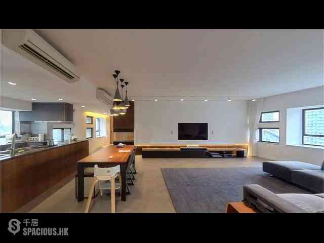Mid Levels Central - Birchwood Place 01