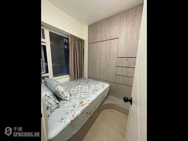Wan Chai - Lap Hing Building 04