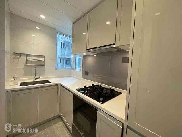 Tseung Kwan O - Monterey Block 5 06