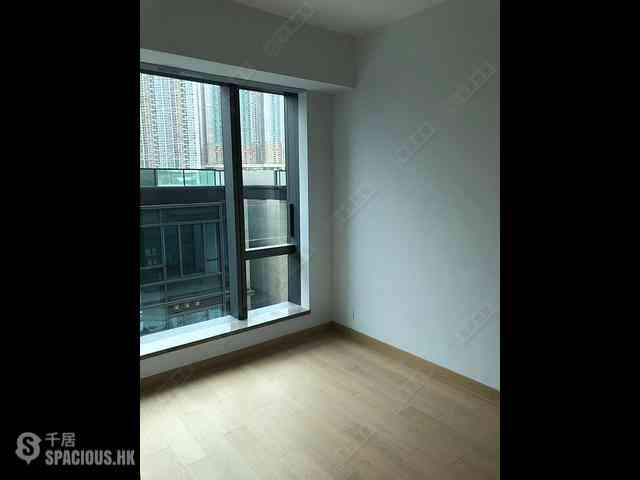 Tseung Kwan O - Capri Block 2 04