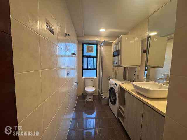 Mid Levels Central - Robinson Heights Block 2 04