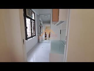 Mid Levels Central - Good View Court 06