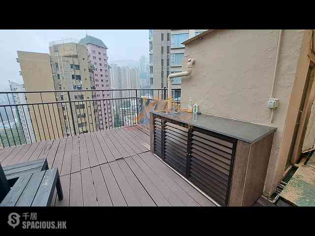 Mid Levels Central - Good View Court 03