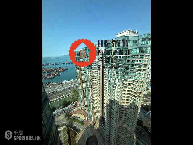 Tai Kok Tsui - Park Avenue Phase 1 Block 6 01