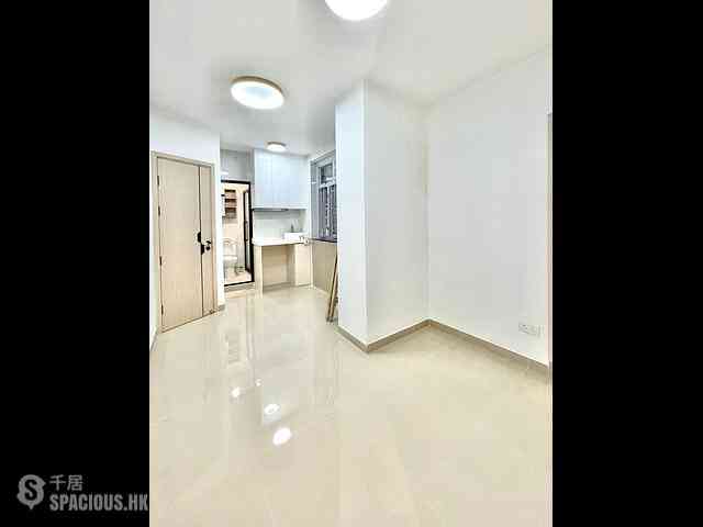 Mong Kok - 93, Hak Po Street 01