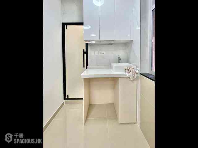 Mong Kok - 93, Hak Po Street 05