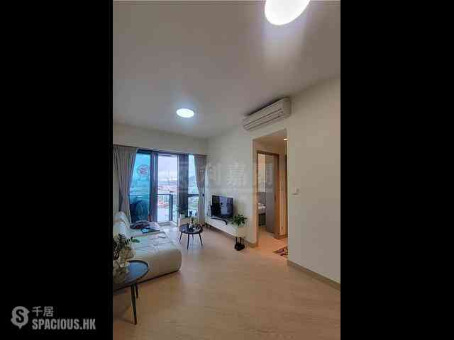 Cheung Sha Wan - Grand Victoria Phase 1 Grand Victoria I Tower 3B 01