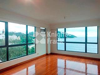 Stanley - Stanley Beach Villa 02