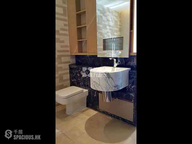 Mid Levels Central - Gramercy 07