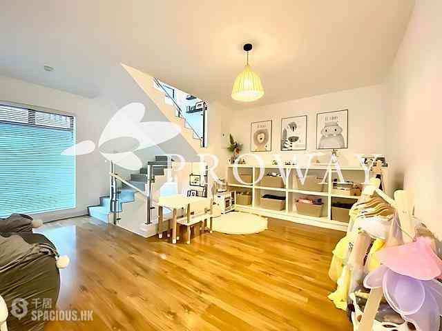 Clear Water Bay - Mau Po 05
