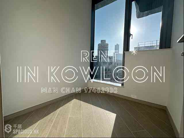 Cheung Sha Wan - The Paddington 08
