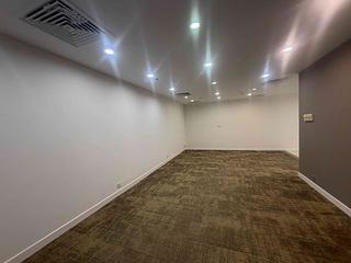 Sheung Wan - Shun Tak Centre - West Tower 05