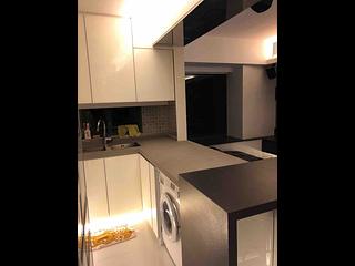 Mid Levels Central - Hillsborough Court Block 2 03