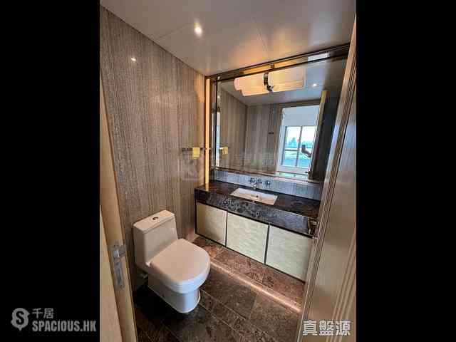 Fortress Hill - Harbour Glory Block 5 05