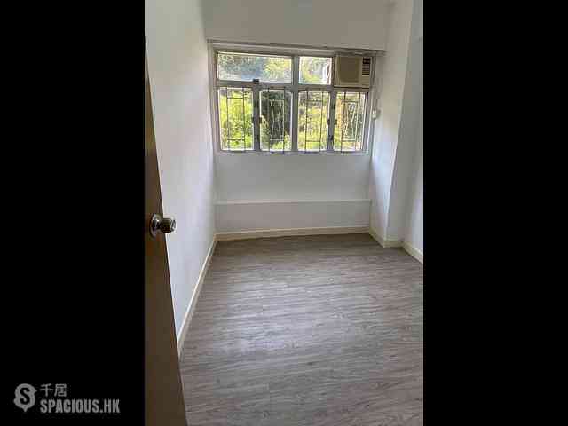 Chai Wan - Yen Lok Building Block B 03
