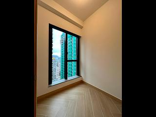 Hung Hom - Midtown South Phase 4 The Haddon 06