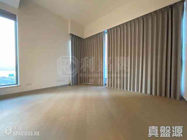 North Point - Victoria Harbour Phase 2B-3 Tower 1 03