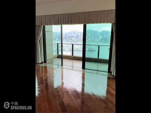 West Kowloon - The Arch Sky Tower (Block 1) 04