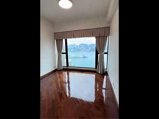 West Kowloon - The Arch Sky Tower (Block 1) 05
