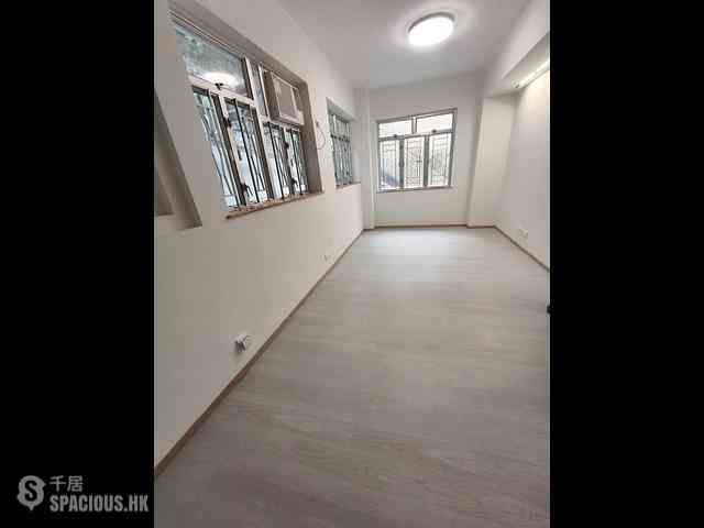 Sai Ying Pun - 1E, High Street 07